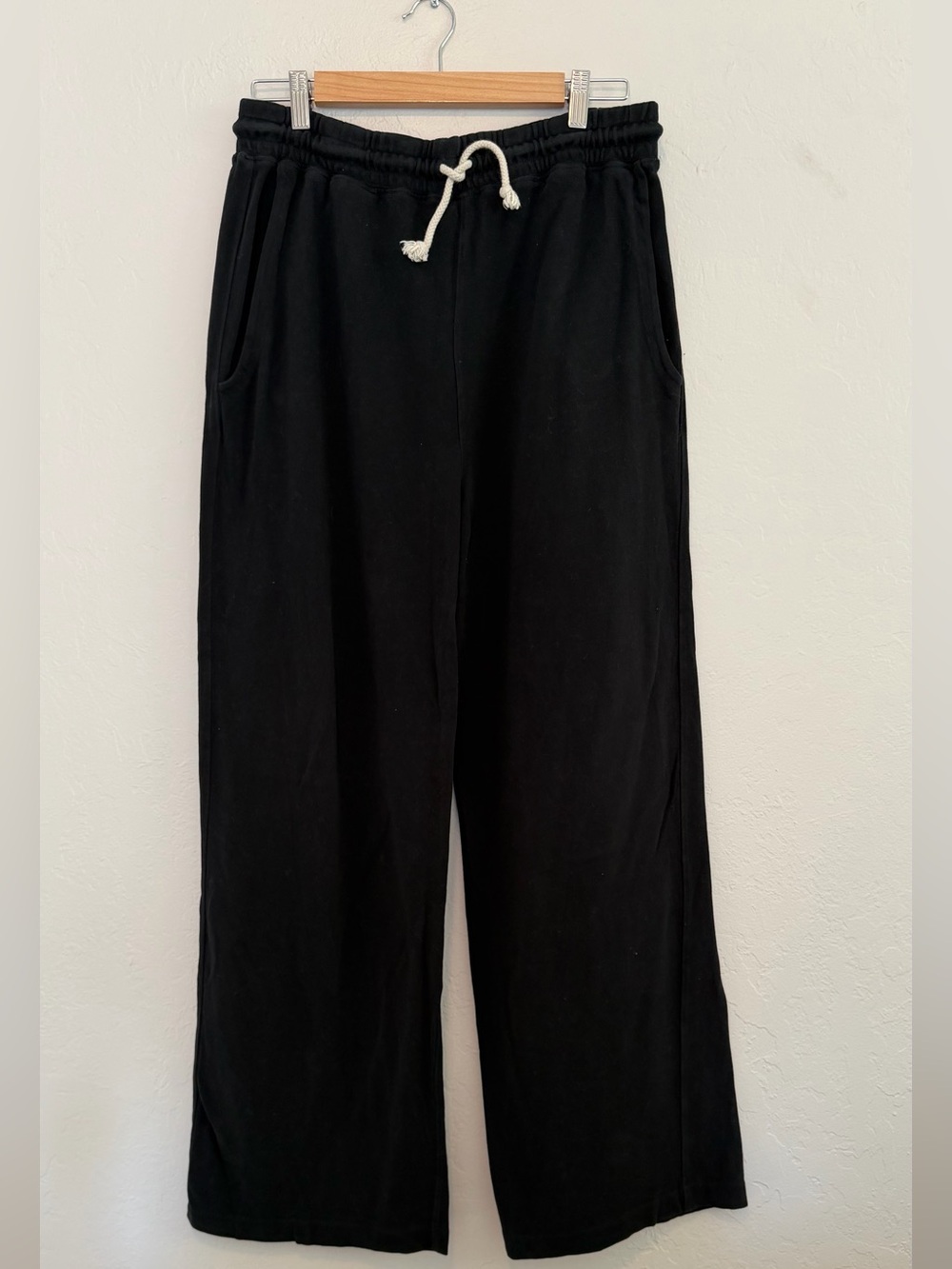Universal Thread Black Wide-Leg Drawstring Pants